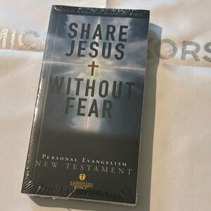 Share Jesus Without Fear, Holman Christian Standard Bible New Testament